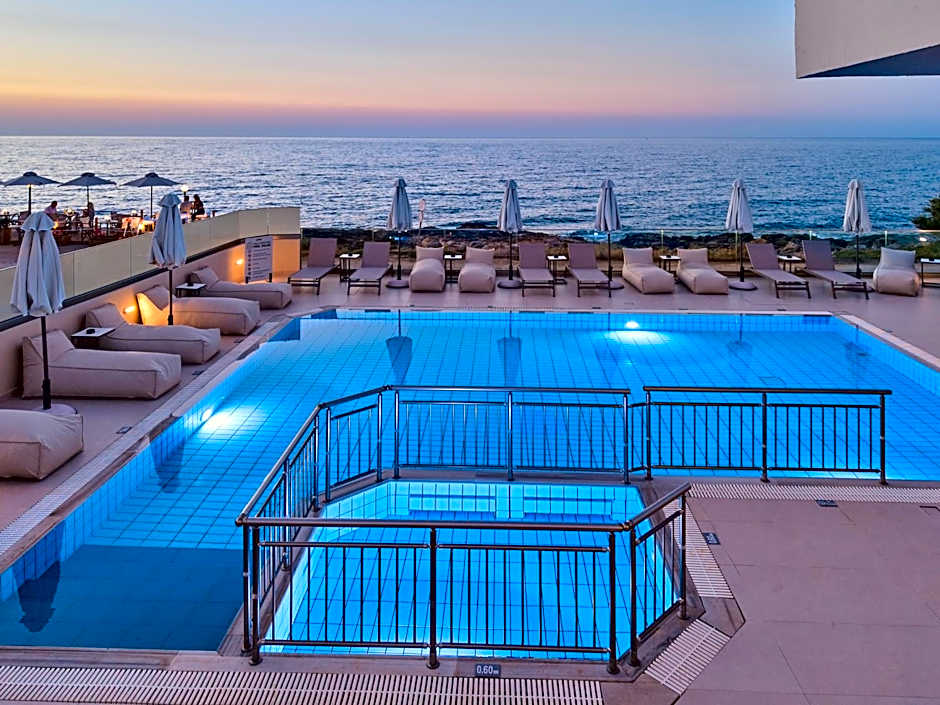 Mila Sissi Bay Hotel
