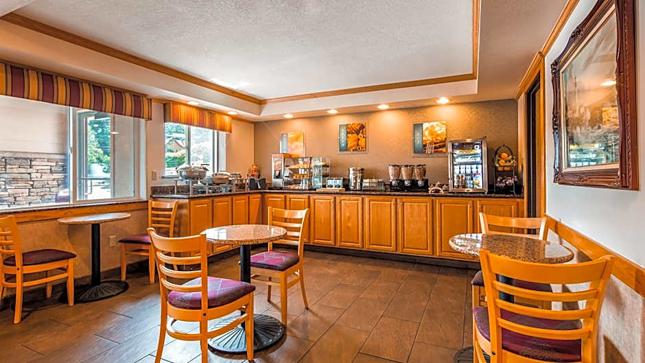Best Western Plus Landmark Inn