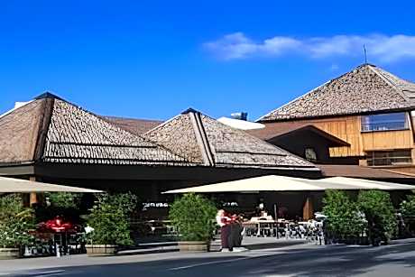 Lampeland Hotel