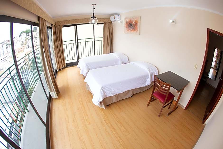 Nacional Inn Poços de Caldas - Lazer completo e Gastronomia no Centro