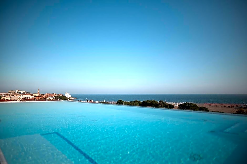 Laguna Faro Suites - Adults Only