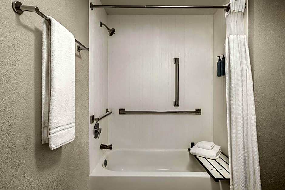 Courtyard by Marriott Atlanta Northlake