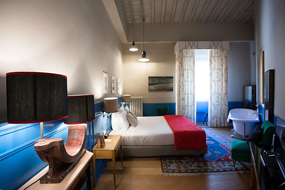 AdAstra Suites