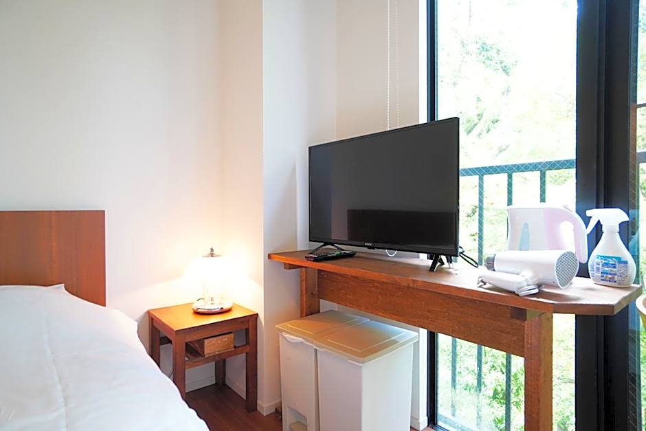 Bird Hostel
