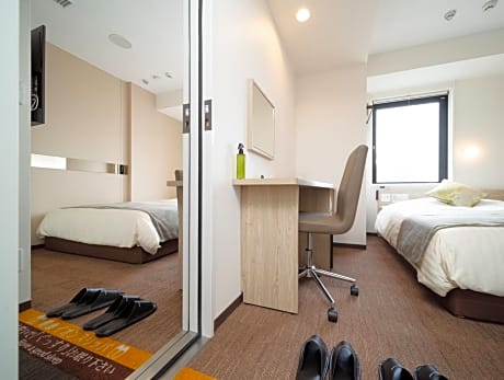 Two Connecting Double Rooms