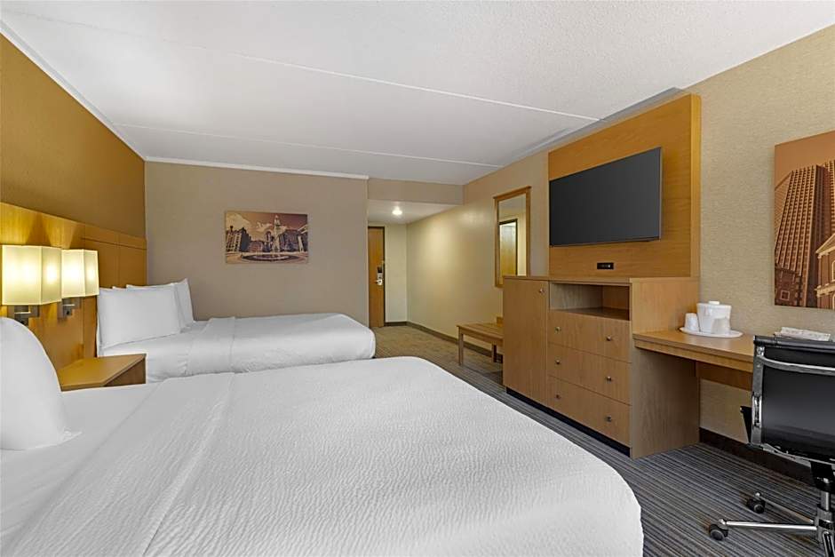 Best Western Royal Plaza Hotel And Trade Center