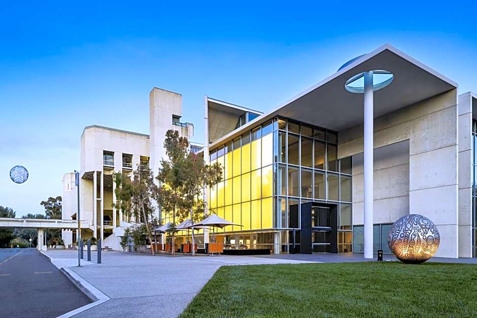 Hyatt Hotel Canberra - A Park Hyatt Hotel