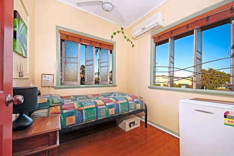 Standard Single Room with Shared Bathroom