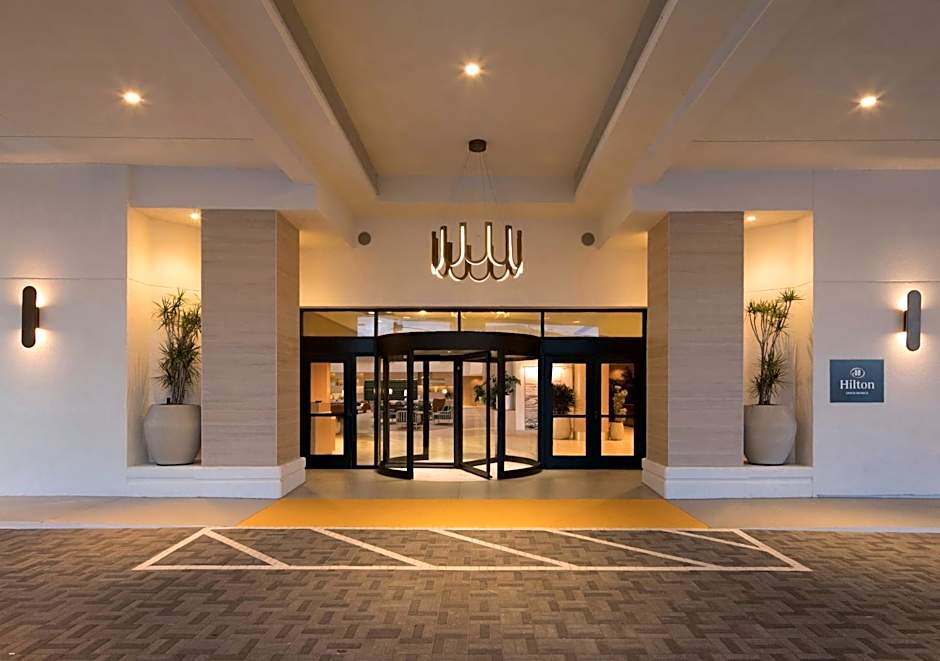 Hilton Santa Monica Hotel & Suites