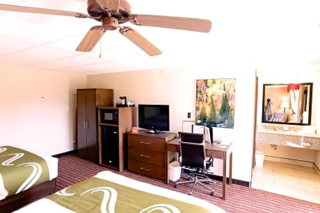 Queen Room with Two Queen Beds - Accessible/Non-Smoking