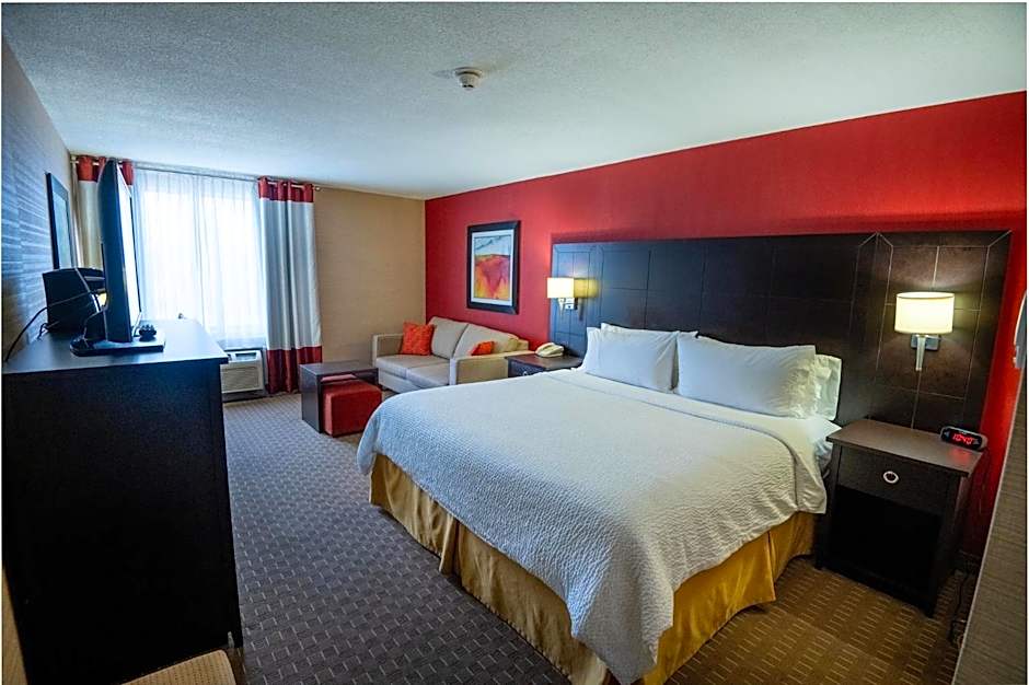 Holiday Inn Express Hotel & Suites Chatham South By IHG