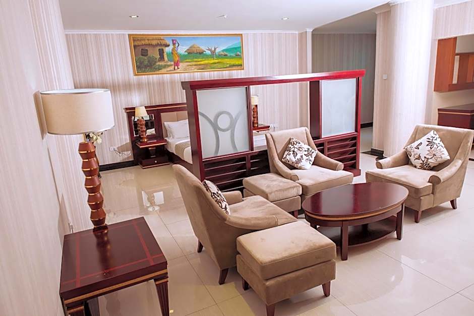 Peacock Hotel