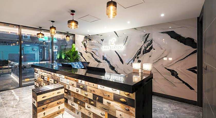 Lala Vianco Business Hotel