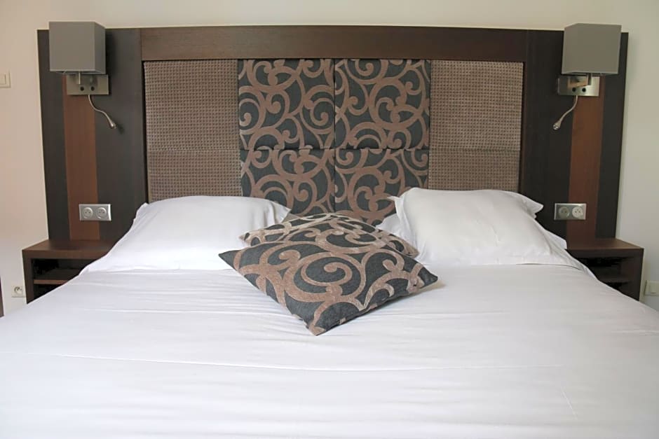 Hotel B Lodge