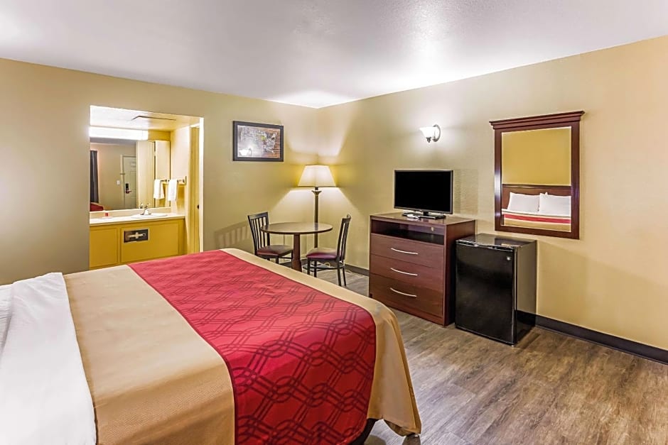 Econo Lodge Mcalester