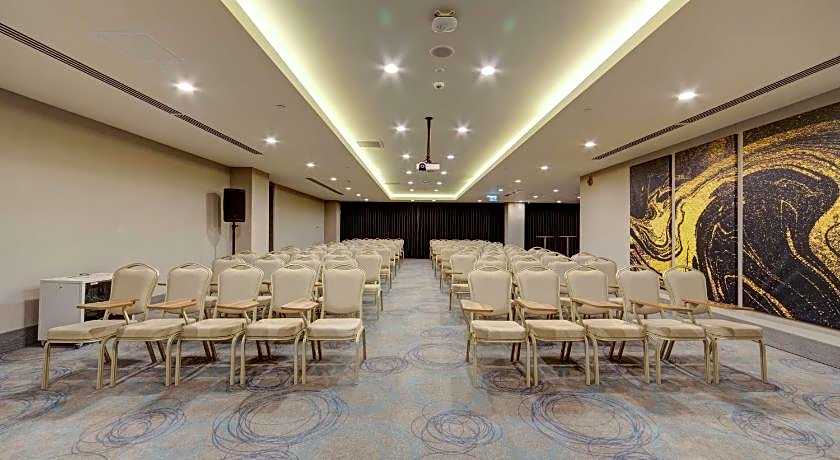 DoubleTree by Hilton Adana