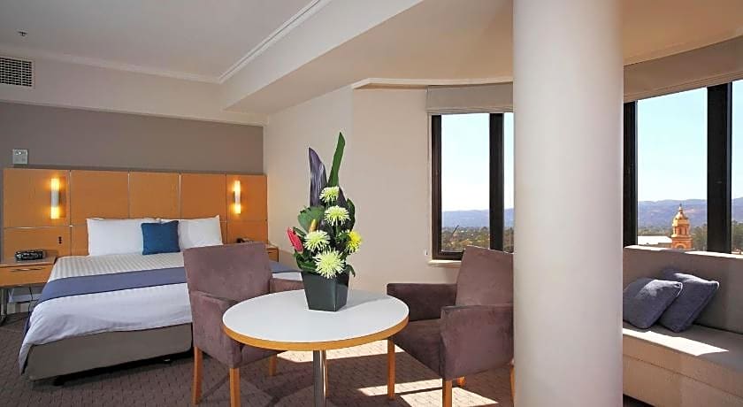 Stamford Grand Adelaide