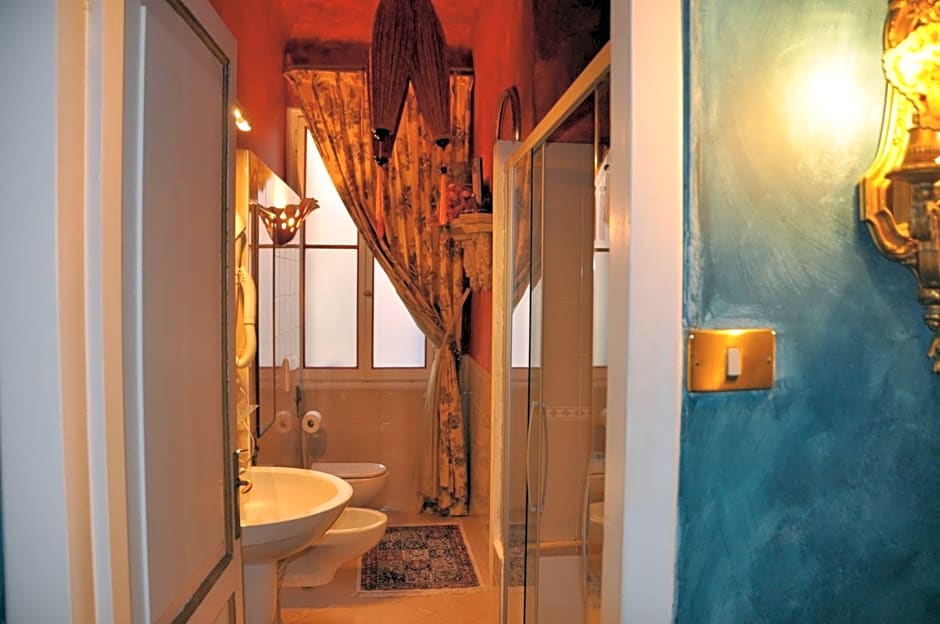 La Chambre D'Ella – Venice, GA