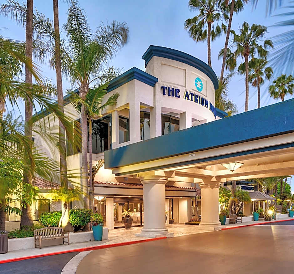 Atrium Hotel At Orange County Airport