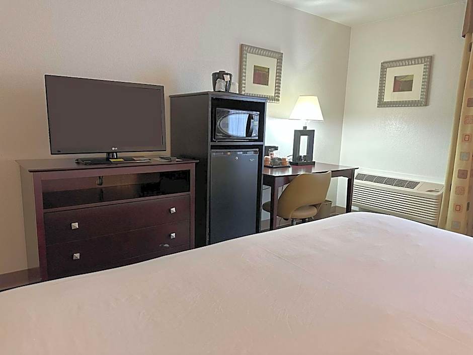 Quality Inn & Suites Everett