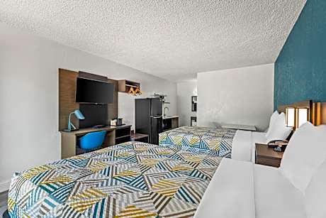 Quadruple Room - Non-Smoking