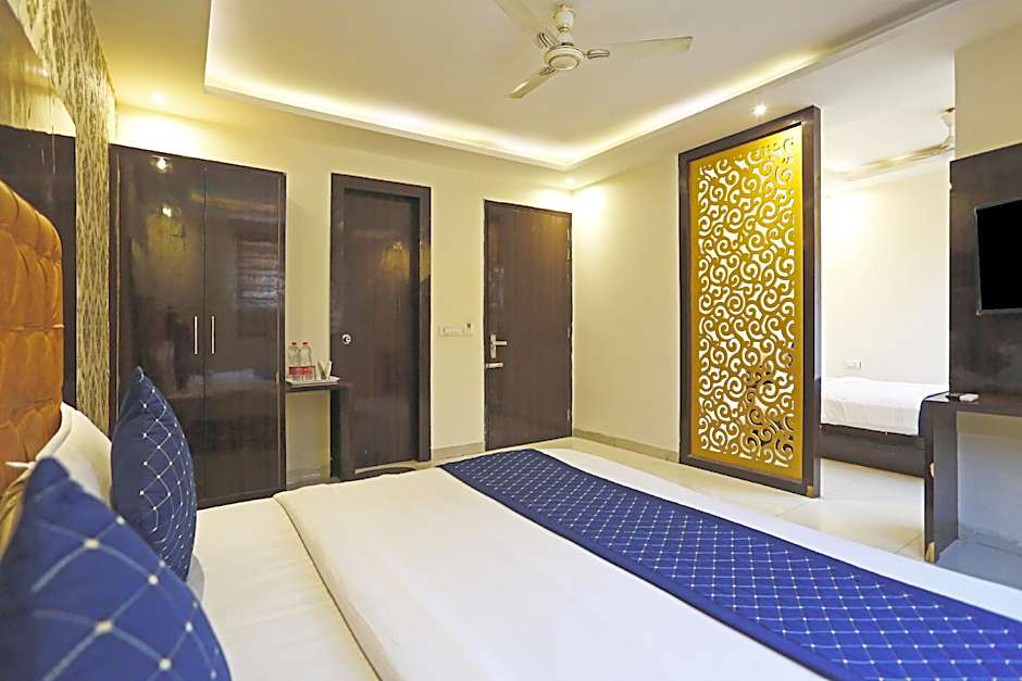 Hotel Iconic Suite - Near Delhi Airport