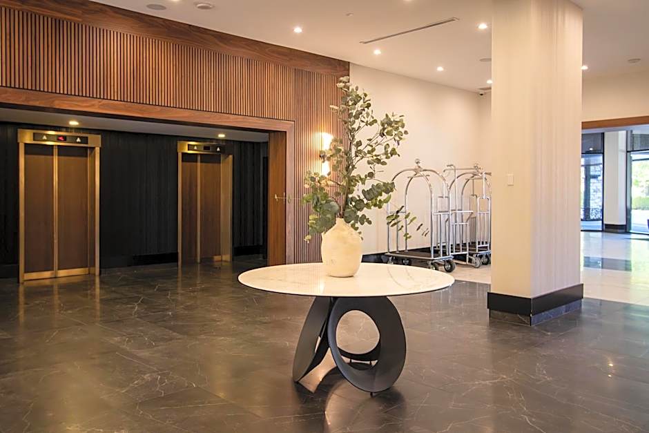 Radisson Blu Vancouver Airport Hotel & Marina