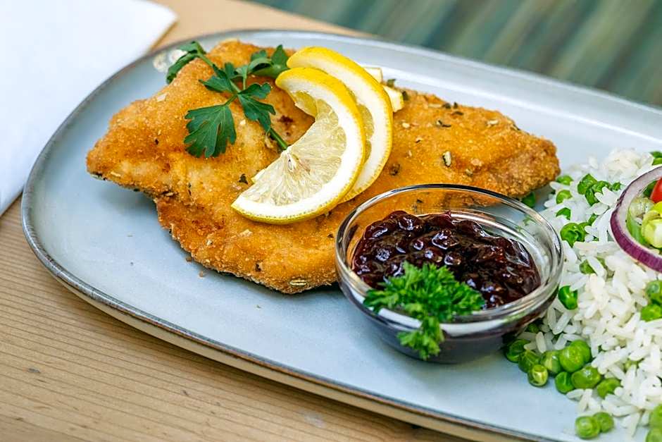 SCHACHENWALD Hotel & Restaurant I Free Parking