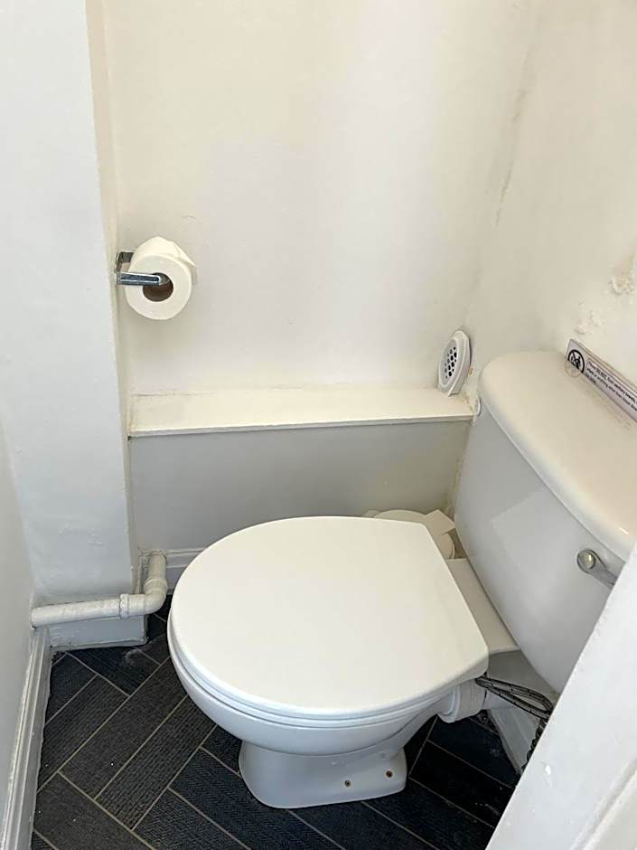 Diamonds Villa near York Hospital