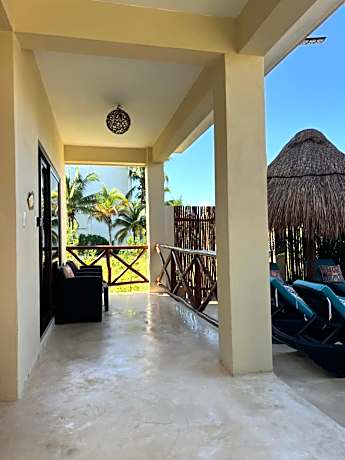Deluxe King Suite