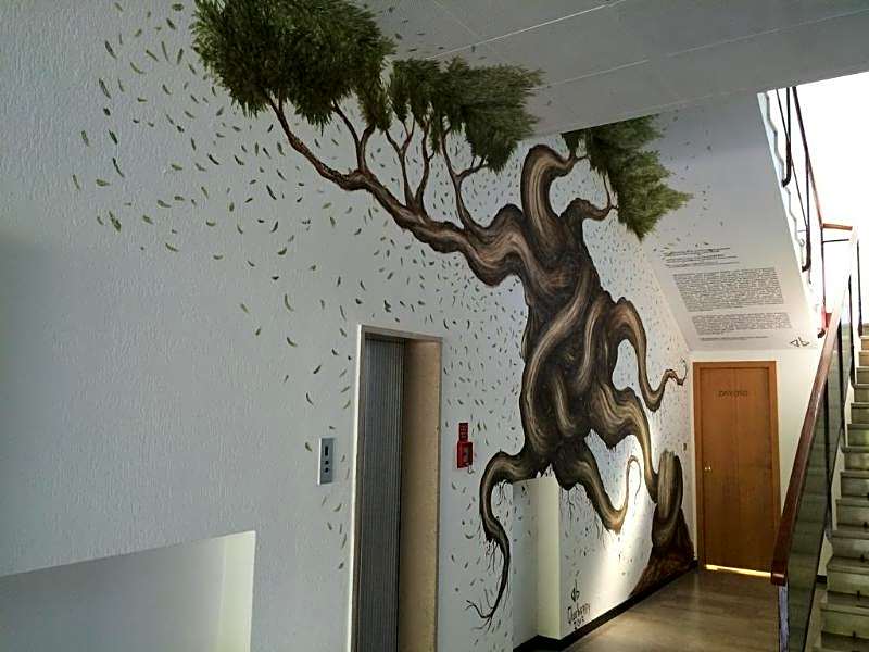 LH Hotel Arca Street Art