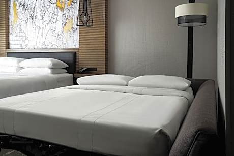 King Room with Sofa Bed and Roll-in Shower - Mobility Accessible