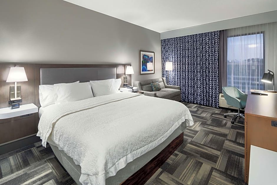 Hampton Inn By Hilton Louisville-Northeast KY