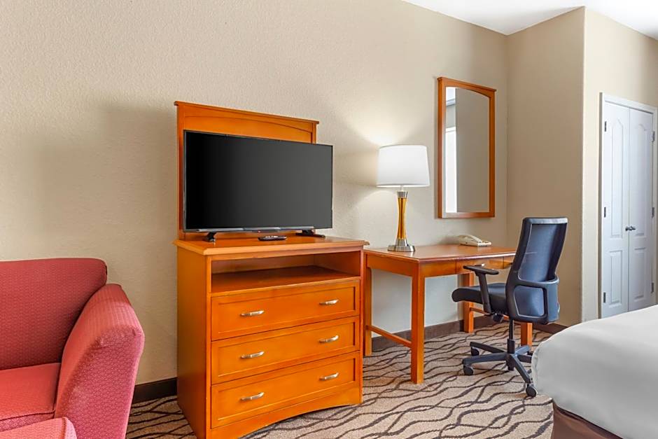 Comfort Inn & Suites Chesapeake