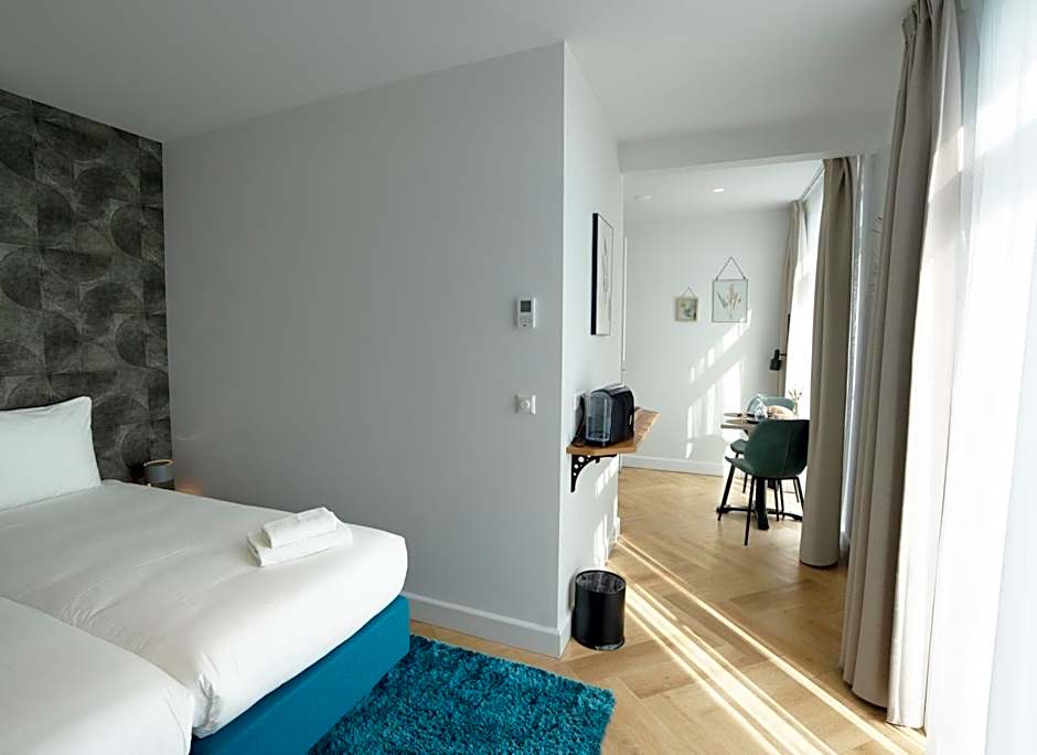 Boutique Hotel At Sea