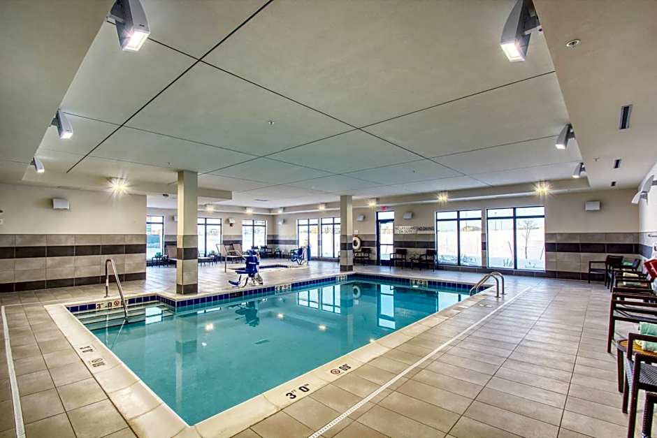 Courtyard by Marriott Fargo