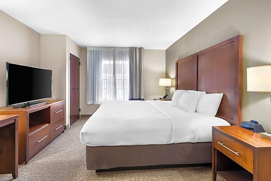 Comfort Suites Sumter near Shaw AFB