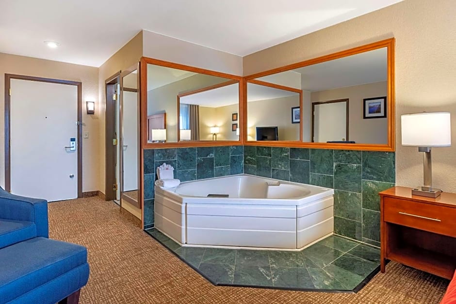 Comfort Inn & Suites Klamath Falls