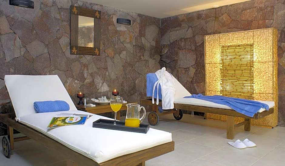 Cilene Del Faro Suites & Spa