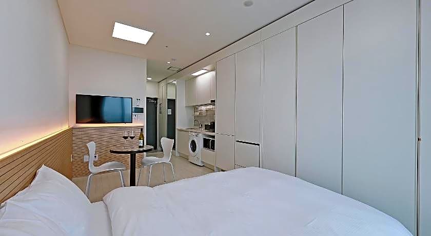 World Sky Residence Hotel