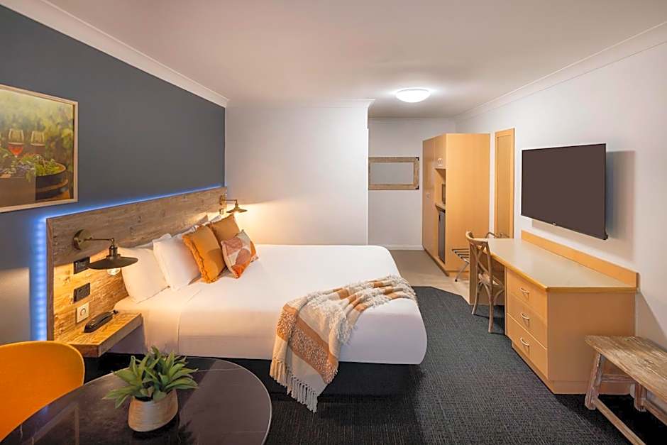 Ibis Styles Orange Hotel