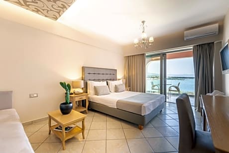 Deluxe Double Room with Sea View