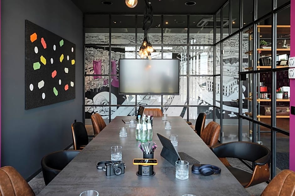 Moxy by Marriott Ludwigshafen