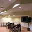 Days Inn & Suites by Wyndham Tallahassee Conf Center I-10
