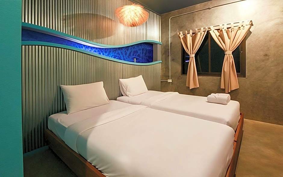 Seabox Hostel