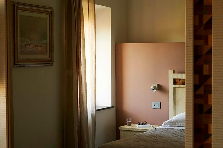 La Piazzetta Rooms