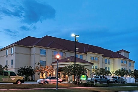 La Quinta by Wyndham Slidell - North Shore Area