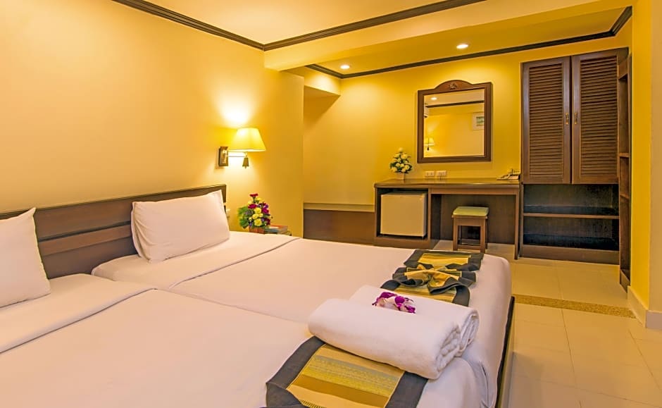 Krabi City Seaview Hotel