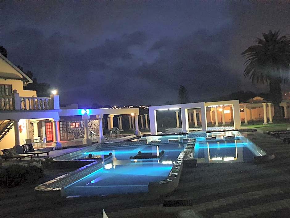 Floreat Riverside Lodge and Spa