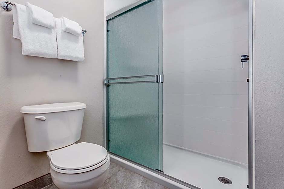 Holiday Inn Express Hotel & Suites Eau Claire North By IHG